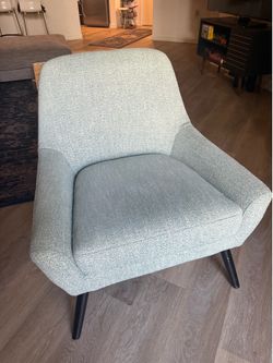 VINTAGE ACCENT CHAIR