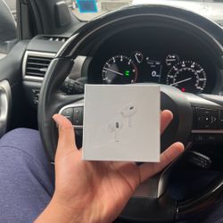 AirPods Pro (2nd generation) with MagSafe Case (USB‑C)