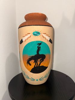 Vintage Navajo Sand Art Pottery Vase  ‘End of the Trail’ Horse Scene, Signed F. Yazzie