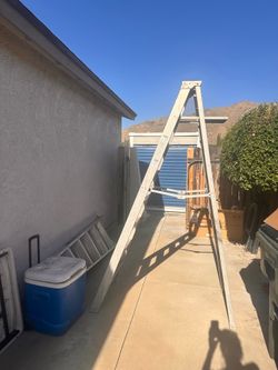 7.5 ft Aluminum Ladder