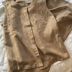 Two Piece Capri Suit 14