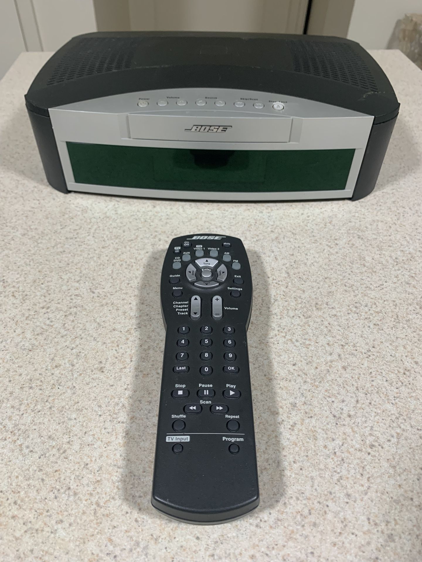 Bose AV 3-2-1 Media Center Receiver with Remote only 321 Series I