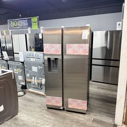 🔥SAMSUNG STAINLESS STEEL SIDE BY SIDE REFRIGERATOR WITH WATER AND ICE MAKER🔥