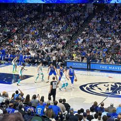 Dallas Mavericks Vs. LA Clippers (Lower Level)