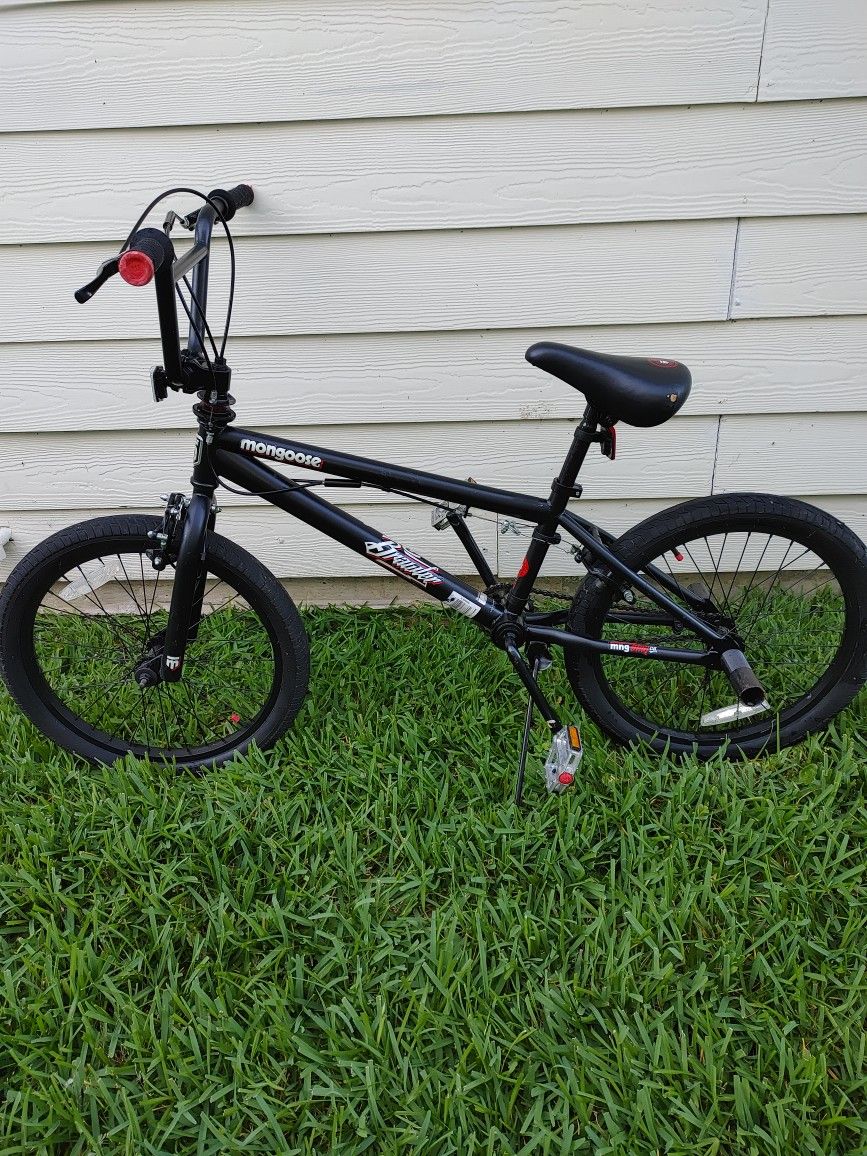 Mongoose Brawler 20" BMX