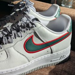 Brand New Nikes Size 9  Never Used 