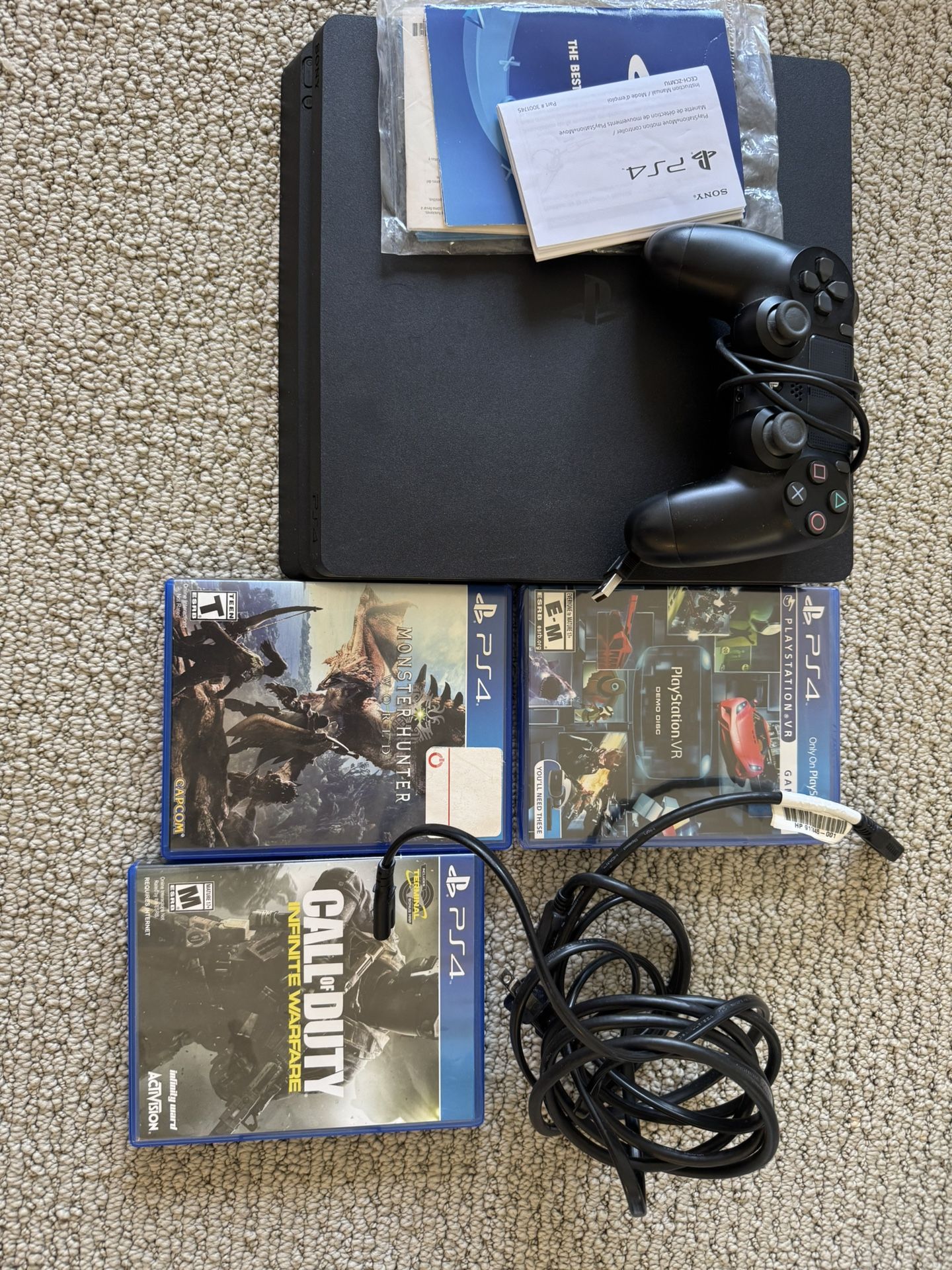 Ps4 + Mini Fame Console