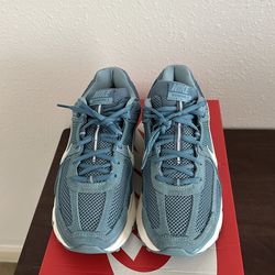 Nike Zoom Vomero 5