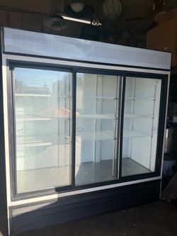 Beverage Air Commercial 3-Door Glass Merchandiser Refrigerator