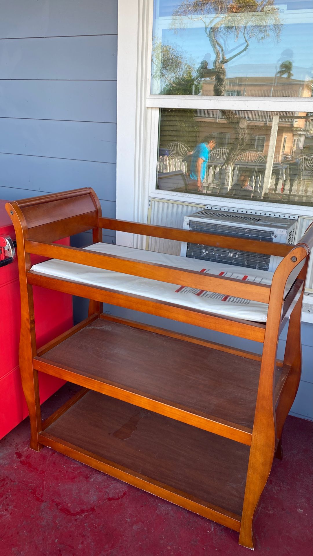 Baby changing table