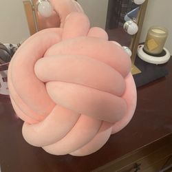 Soft Decorative Knot Pillow