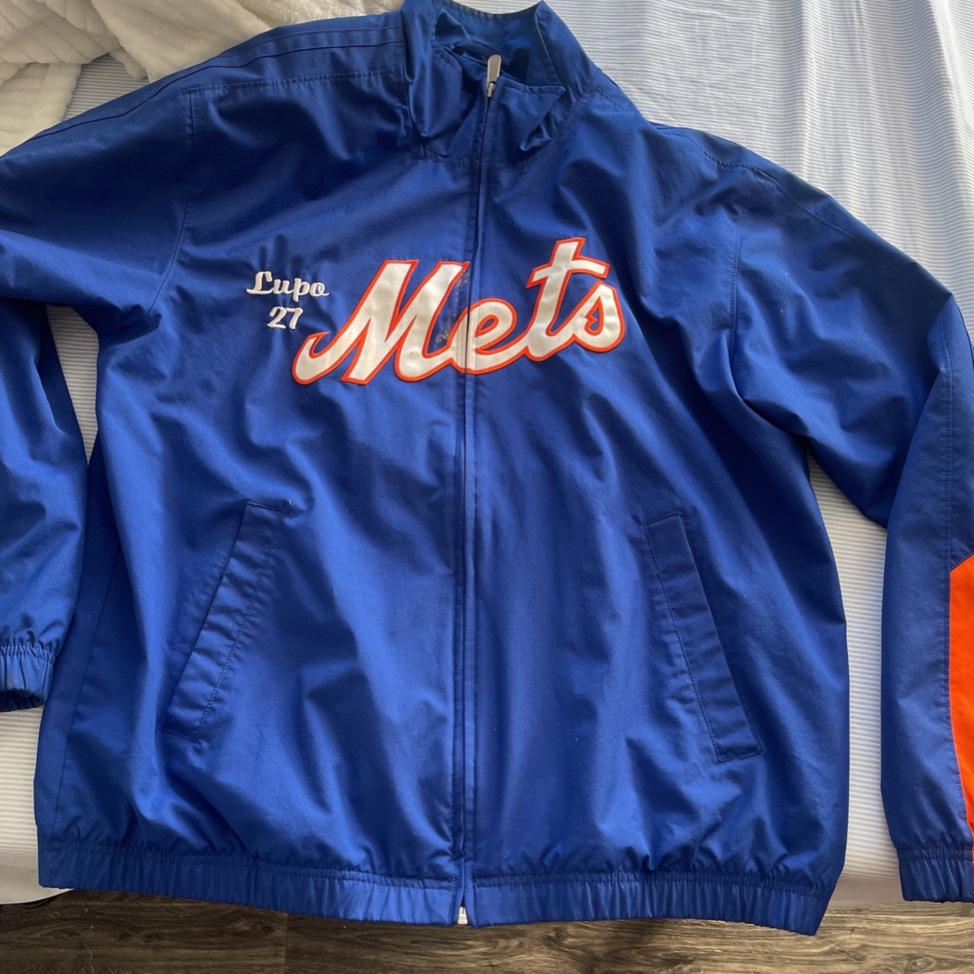 Authentic Majestic MLB NY Mets Black Jacket Men's Size XL for Sale in  Brooklyn, NY - OfferUp