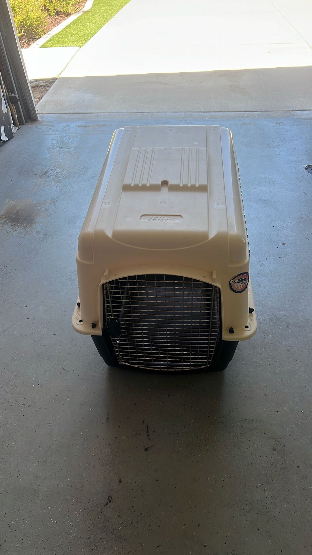 Petco Medium Size Dog Kennel