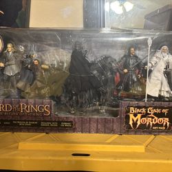 Lord of the Rings: The Return of the King Black Gate of Mordor Gift Pack
