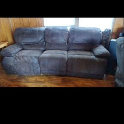 Electric Motorized Sofa Recliner Works Great  Make Offer Needs To Be Gone ASAP