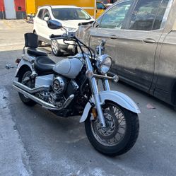 2009 Yamaha Vstar 650cc