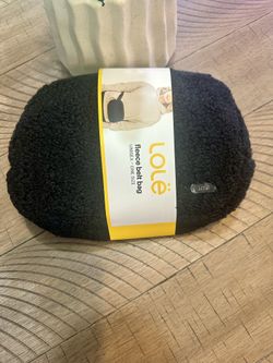 Lolë Unisex Fleece Belt Bag