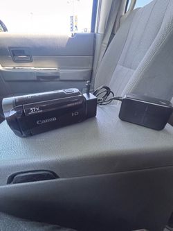 Canon Vixia HF R700