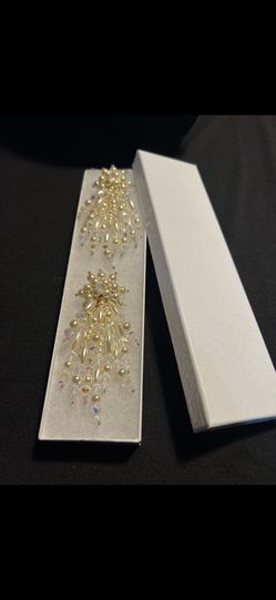 VTG  bicone Crystal And Pearl Cluster Earrings -pre-owned…good 