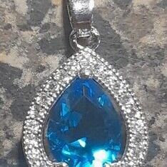 STERLING SILVER BLUE STONE PENDANT 