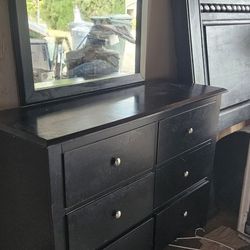 Black Dresser With Mirror