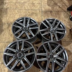 Lexus 2016 Wheels / Rims