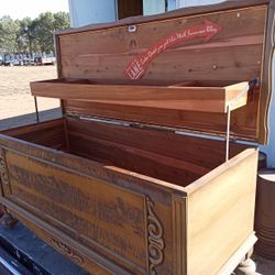 Lane Cedar Chest