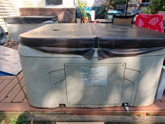 Hot tub/ Spa