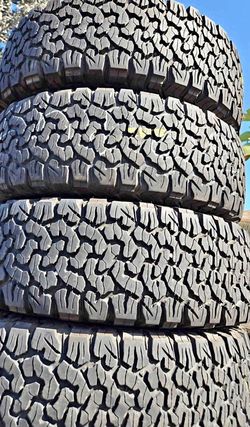 275/70/18 Bfgoodrich set de llantas usadas en buenas condiciones las 4