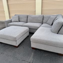 Grey Sectional Couch With Ottoman 