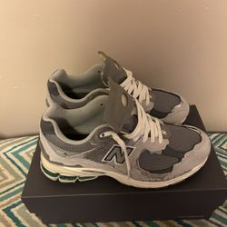 Size 8.5 Men New Balance