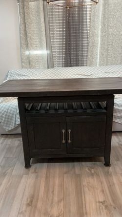 Kitchen table