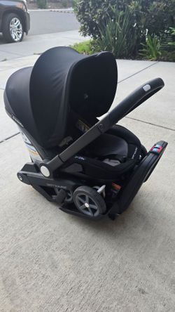 Evenflow shyft dualride stroller amd car seat