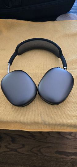 Apple Airpids Max Lightning