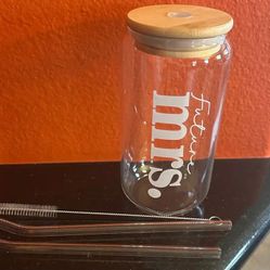 New Future Mrs Glass Tumbler With Lid and Glass Straws. Great Gift!