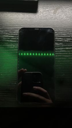 Broken Iphone 11