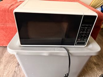 Small microwave