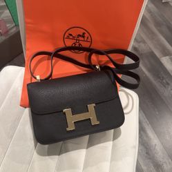 HERMES  Epsom Constance 16 Black