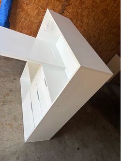 Computer desk