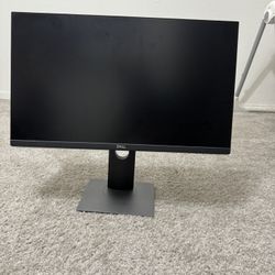 Dell 24” Monitors + Dual Monitor Desk Mount – Excellent Condition