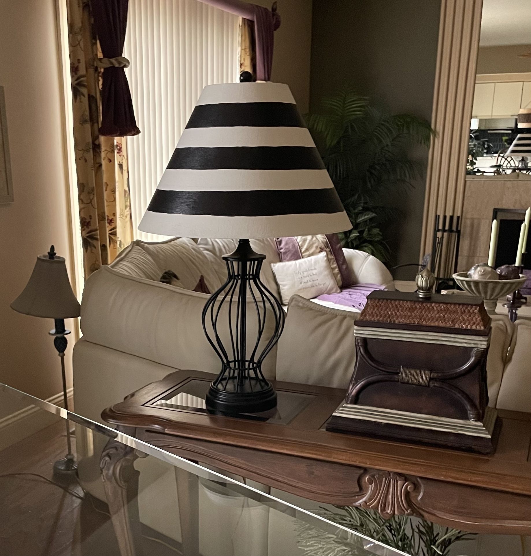 Unique Table Lamp