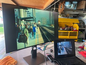 Super Dell U3219Q Monitor/ Clean /Perfect