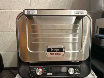 Ninja Woodfire outdoor grill and pizza oven