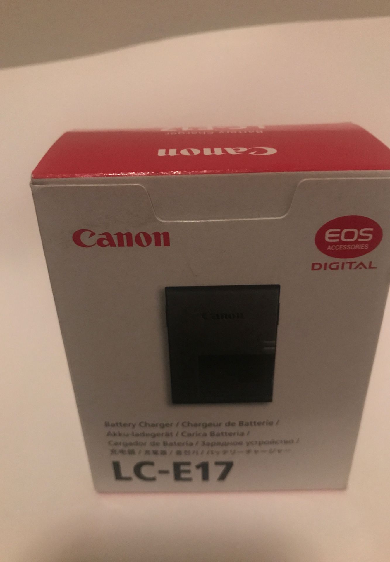 Cannon Charger LC-E17