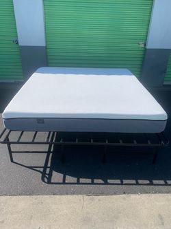 King Size Platform Bed