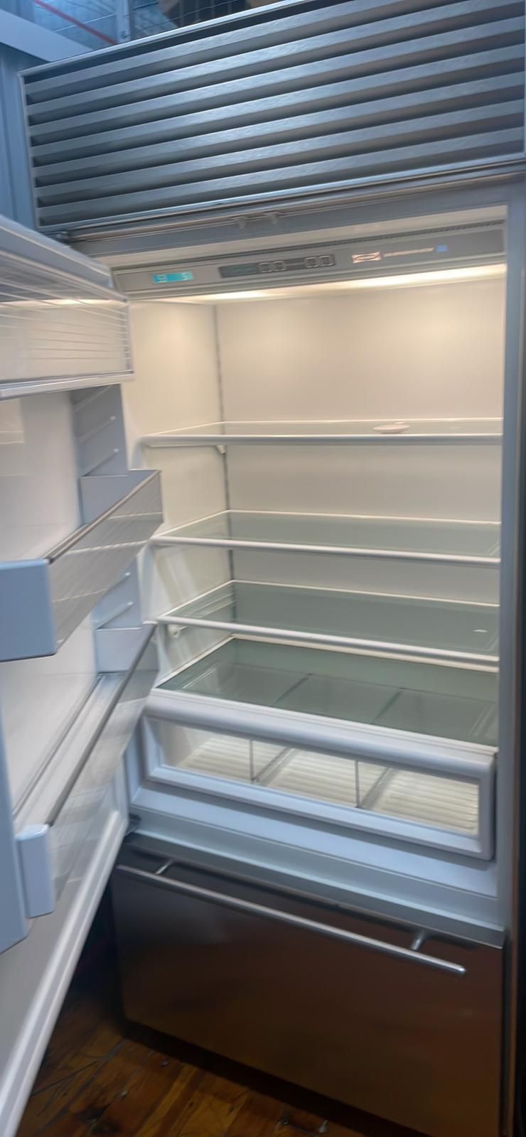 36”in Wide 82 Heitgh Subzero Frige Use Like New
