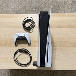 Sony PS5 Disc Version – Like New / Barely Use