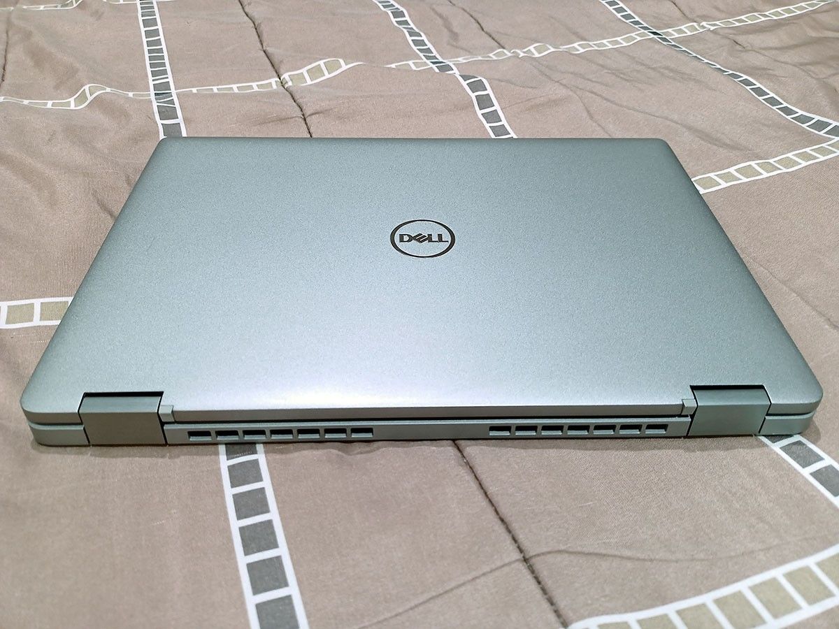 LOADED i7 32Gb 1Tb 4GTouchscreen Laptop 2-in-1