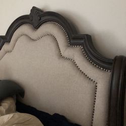 King Size Padded Bed