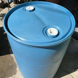 Plastic Drum - 55 gallons, Close Top, Blue